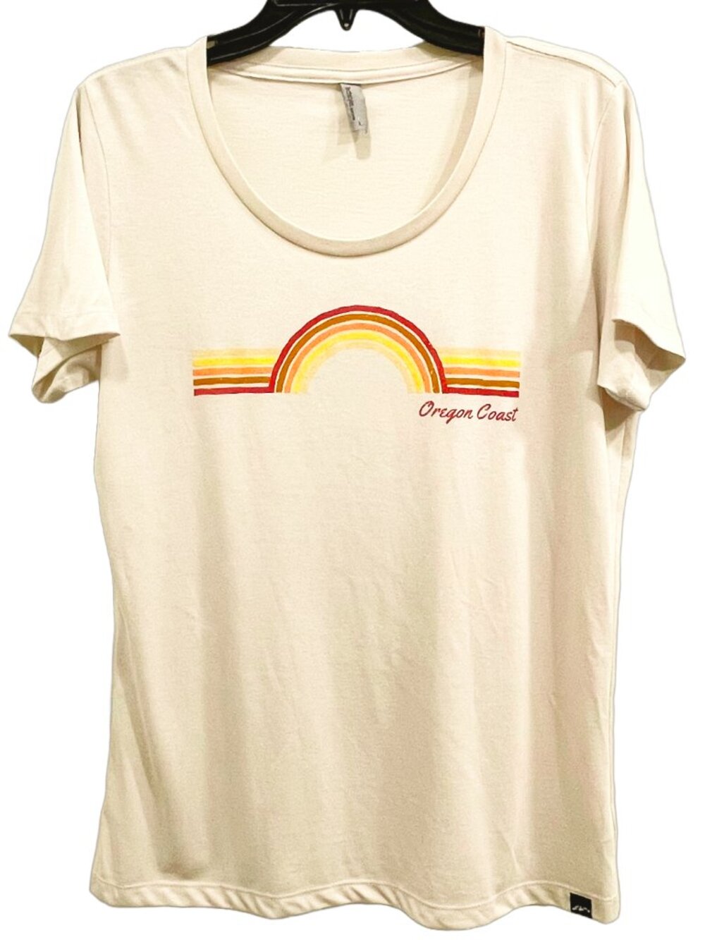 Oregon Coast Retro Rainbow Graphic Tee Cream TechStyles Women’s L NWOT